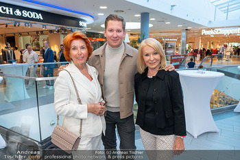30 Jahresfeier - Auhof Center, Wien - Mi 30.09.2026 - Clemens TRISCHLER, Gerda ROGERS, Inge KLINGOHR32
