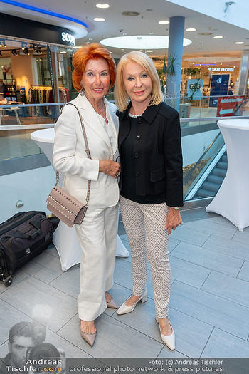 30 Jahresfeier - Auhof Center, Wien - Mi 30.09.2026 - Gerda ROGERS, Inge KLINGOHR33