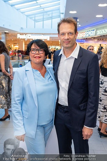 30 Jahresfeier - Auhof Center, Wien - Mi 30.09.2026 - Alexander WURZ, Inge SCHAIDER44