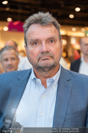 30 Jahresfeier - Auhof Center, Wien - Mi 30.09.2026 - Karl SCHLÖGL (Portrait)53