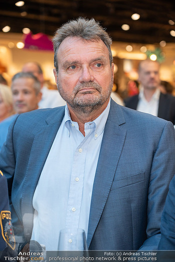 30 Jahresfeier - Auhof Center, Wien - Mi 30.09.2026 - Karl SCHLÖGL (Portrait)54