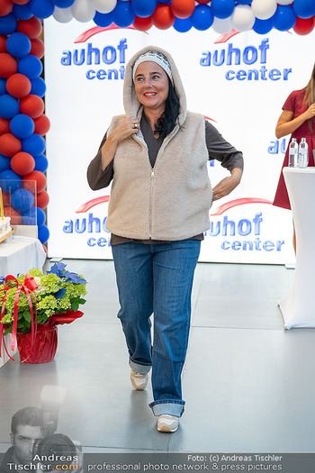 30 Jahresfeier - Auhof Center, Wien - Mi 30.09.2026 - Nadja MALEH62