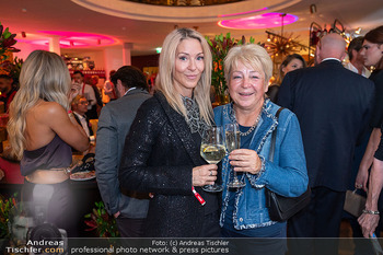 Opening - L´Osteria Moulin Rouge, Wien - Mi 30.09.2026 - Simone LUGNER mit Mutter Eva71