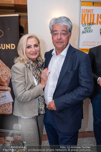 Premiere ´Alles was Sie wollen´ - Stadttheater Berndorf - Do 01.10.2026 - Wolfgang und Brigitte HESOUN41