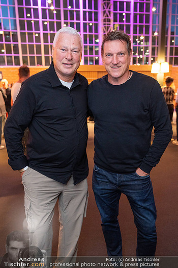 Premiere ´Born to be child´ - Globe Wien - Di 06.10.2026 - Andreas Andi HERZOG, Toni POLSTER15