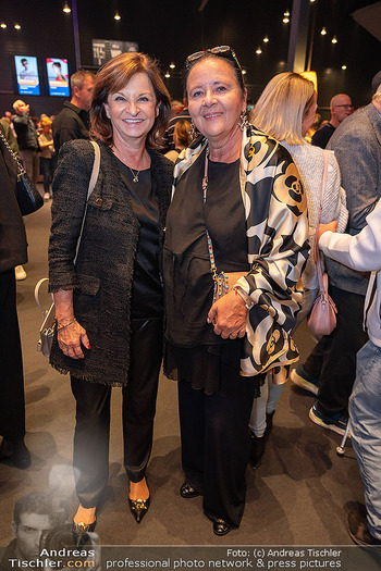 Premiere ´Born to be child´ - Globe Wien - Di 06.10.2026 - Susanne RIESS-HAHN, Doris KIEFHABER24