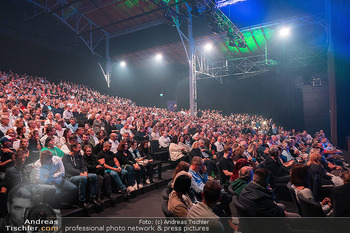 Premiere ´Born to be child´ - Globe Wien - Di 06.10.2026 - 49