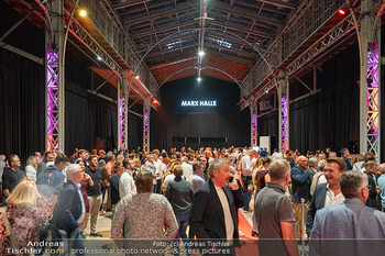 Premiere ´Born to be child´ - Globe Wien - Di 06.10.2026 - 84