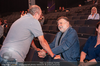 Premiere ´Born to be child´ - Globe Wien - Di 06.10.2026 - Herbert PROHASKA, Lukas RESETARITS86