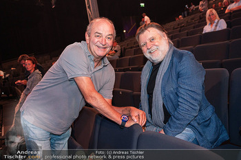 Premiere ´Born to be child´ - Globe Wien - Di 06.10.2026 - Herbert PROHASKA, Lukas RESETARITS87