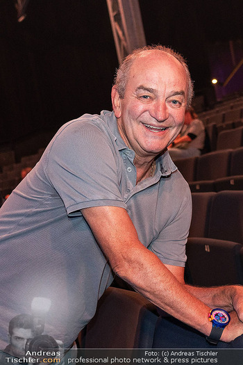 Premiere ´Born to be child´ - Globe Wien - Di 06.10.2026 - Herbert PROHASKA (Portrait)89