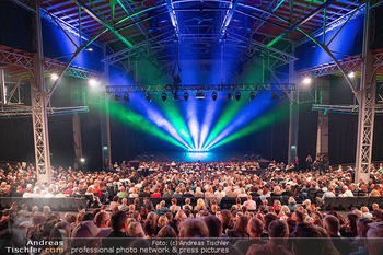 Premiere ´Born to be child´ - Globe Wien - Di 06.10.2026 - 94
