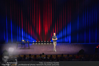 Premiere ´Born to be child´ - Globe Wien - Di 06.10.2026 - 97