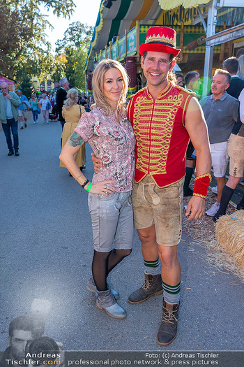 Jungbauern Kalender Präsentation - Wiener Wiesn, Wien - Mi 07.10.2026 - Simone LUGNER, Alexander SCHNELLER11