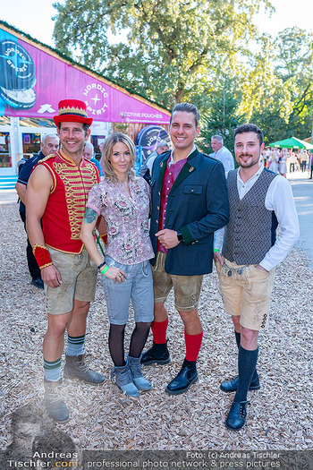 Jungbauern Kalender Präsentation - Wiener Wiesn, Wien - Mi 07.10.2026 - Simone LUGNER, Alexander SCHNELLER, Johannes HÖFINGER, Philipp 12