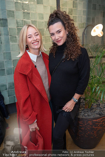 Colmar X Ski Austria Pressebrunch - FormDepot, Wien - Mi 14.10.2026 - Valerie HUBER, Kimberly BUDINSKY (schwanger)44