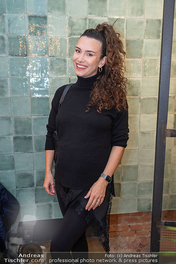 Colmar X Ski Austria Pressebrunch - FormDepot, Wien - Mi 14.10.2026 - Kimberly BUDINSKY (Portrait, schwanger)48