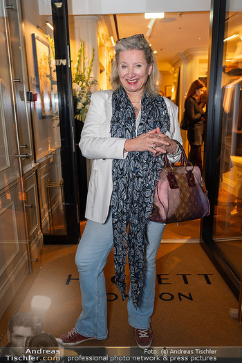 Boutique Opening - Hackett Boutique, Wien - Mi 14.10.2026 - Verena ROTTERDAM-AUERSPERG14