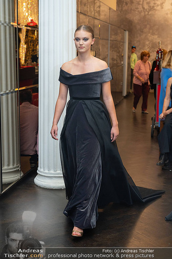 Kaffeesiederball Fashion Show - Bundy Schwarzenbergplatz, Wien - Do 15.10.2026 - 94