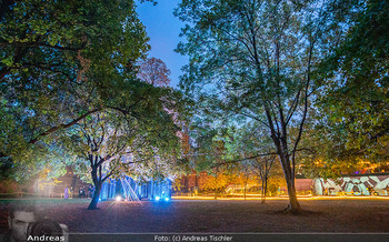 Klanglicht im Park - The Sound of Light - Schwarzenberggarten, Wien - Mo 19.10.2026 - Mond im Park35