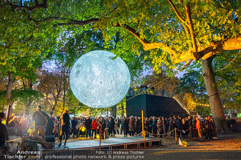 Klanglicht im Park - The Sound of Light - Schwarzenberggarten, Wien - Mo 19.10.2026 - Mond im Park38