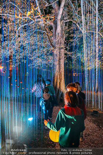 Klanglicht im Park - The Sound of Light - Schwarzenberggarten, Wien - Mo 19.10.2026 - Lichter im Park, beleuchtete Bäume, Besucher, Lichtinstallation48
