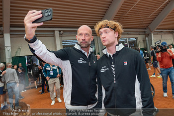 Rado Promi Tennisturnier - Colony Tennisclub, Wien - So 25.10.2026 - Nik BERGER mit Sohn Tim79