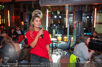Rose May Alaba Konzert - McDonalds Filiale Riverside Handelskai, Wien - Di 27.10.2026 -  Alina HÖFLECHNER18