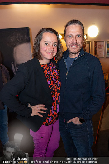 Premiere Paul Sommersguter - Vindobona, Wien - Di 27.10.2026 - Gudrun NIKODEM-EICHENHARDT mit Freund Michael17