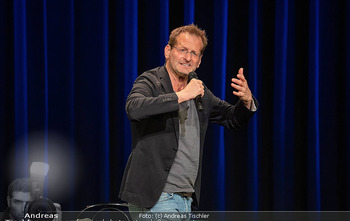 Premiere Andreas Ferner - Orpheum, Wien - Mi 28.10.2026 - Andreas FERNER (Bühnenfoto)39